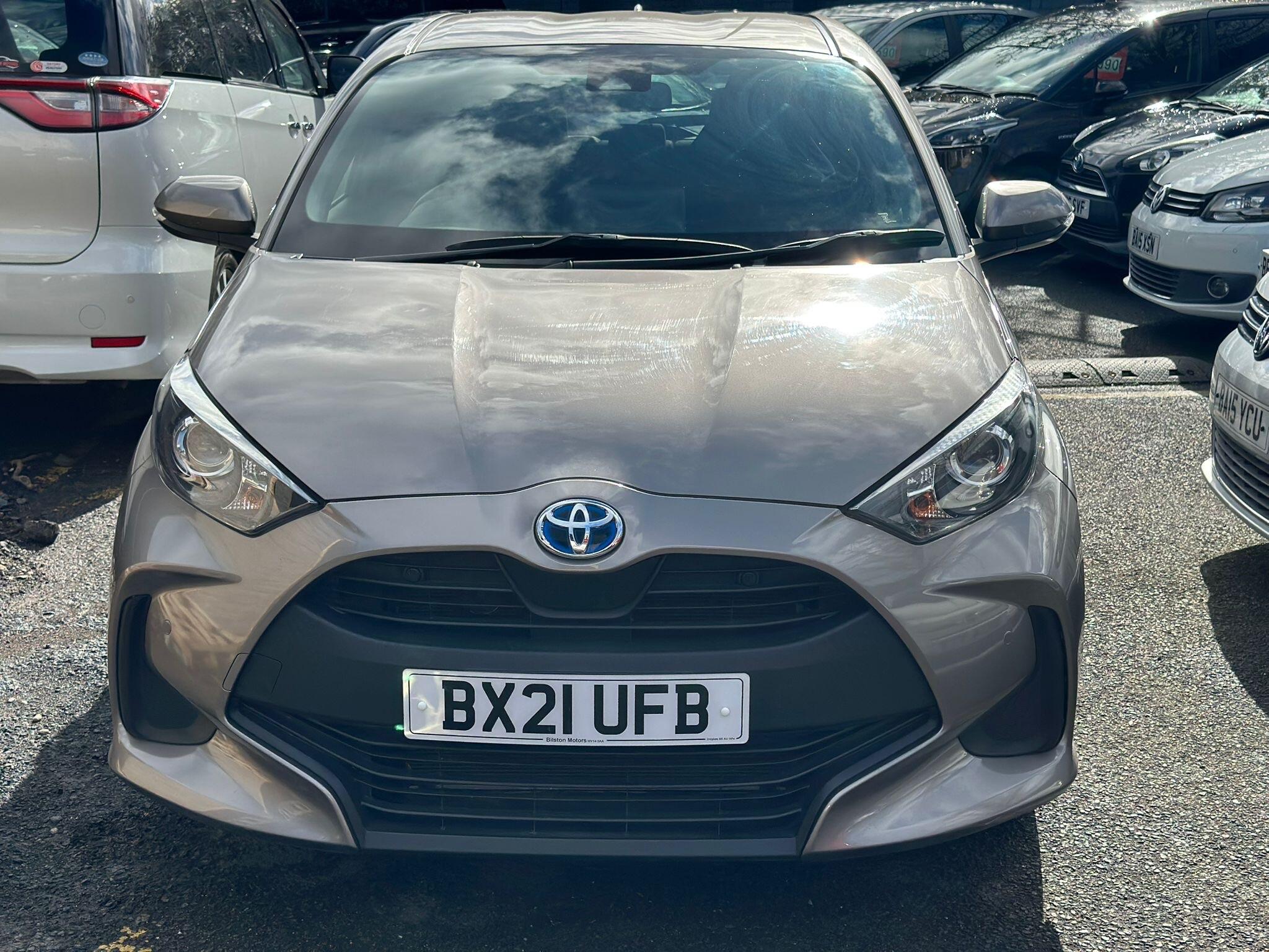 Toyota Yaris - 1.5 VVT-h Dynamic E-CVT Euro 6 (s/s) 5dr - Hatchback (2020 -) Image